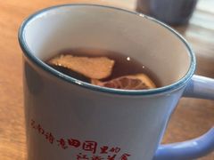 -蜜桃餐厅·伴山(湖滨商业街店)