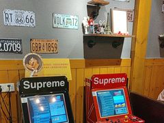 -伯爵·沉浸式超级密室·直营店