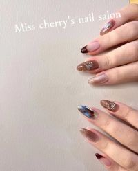 -花系美·美甲美睫精品店