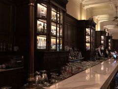 -LONG BAR 廊吧(外滩华尔道夫酒店)