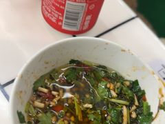 -扎起市井老火锅(乐山总店)