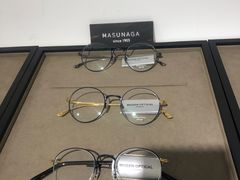 -目艮眼镜SHOWROOM(品牌集合店)