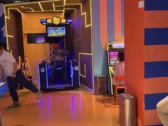 -不可思议减压馆·解压博物馆·摔碗发泄·团建定制