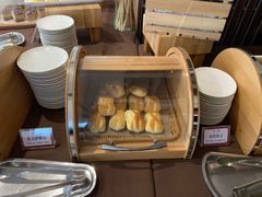 面包-和润艺术酒店-自助早餐厅