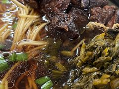 -小龙大肉面馆