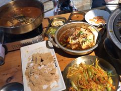 -秋香家韩式炭火烤肉(磐石路店)