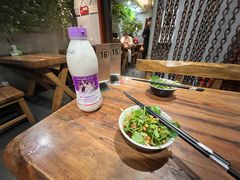 -万记麻辣烫国展总店