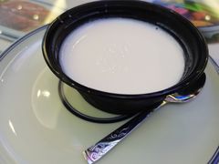 港式双皮奶-香港新记茶餐厅(湖墅南路店)