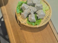 -由衷贵州酸汤牛肉火锅(新桥店)