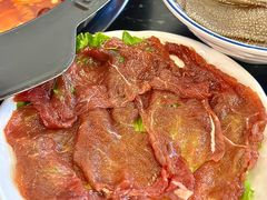 -重庆川渝肥妹火锅