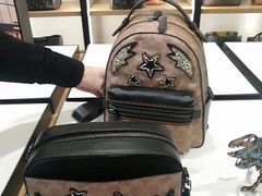 -COACH蔻驰(百联奥特莱斯店)