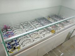 -明月眼镜(三坝店)