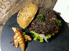 -HIGH FIVE哈福手工汉堡(桂林路店)