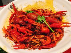 -龙巢盱眙龙虾·牛蛙·烧烤宵夜(八卦岭店)