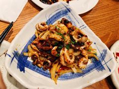 铁板烤八爪鱼-阿吾罗日本料理(K11艺术中心店)