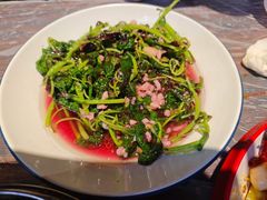 -老街烧烤大排档·地道湖北菜·龙虾馆(汉口火车站店)