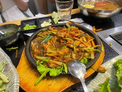 -臻牛烤肉