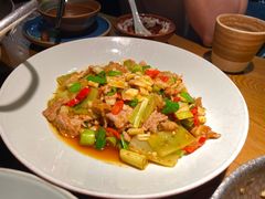 -吃饭皇帝大土家民族菜(正大广场店)