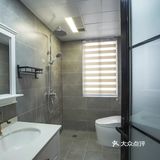 今日分享入墙衣柜收纳超实用，空间宽敞宜居