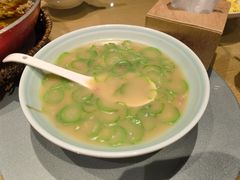 -渝信川菜 · 川味家常菜(财富购物中心店)
