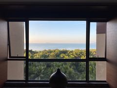 -三亚湾海居铂尔曼度假酒店