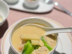 -新荣记(BFC外滩金融中心店)