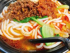 半半米线-丽虹云南过桥米线(兴工街店)