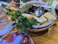 -黔二妞地摊火锅(龙华清湖店)