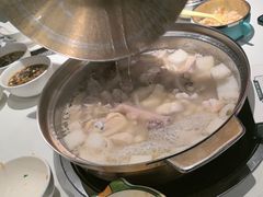 -烹然四季椰子鸡火锅(姚家园万象汇店)