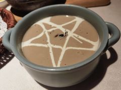 松子奶油蘑菇汤-俄士厨房(环球港店)