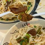 无敌了‼️大连八一路简单又好吃的米粉