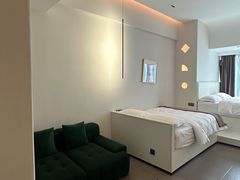 -芷迹江景酒店(五一广场汇景城店)