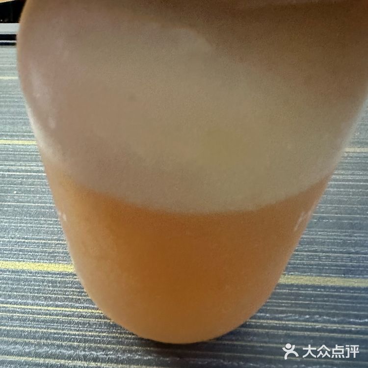 喜茶新出的奇香黄皮桃也太绝了吧！🍑 