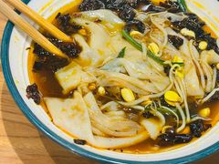 汉中热米皮-袁家村关中印象体验店(砂之船奥特莱斯店)