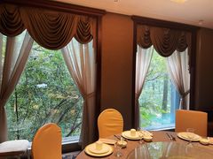 -御花园·粤菜·海鲜火锅(中山公园店)