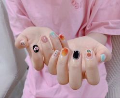 -H12 STAR日式美甲美睫专门店