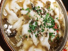 酸菜鱼-十三式重庆江湖菜(金茂览秀城店)