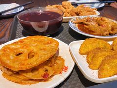 -爆炸头阿姨小四川正宗川味小吃(无任何分店)