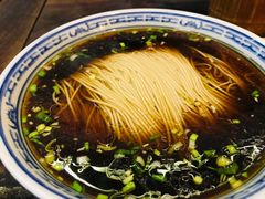 红汤面底-同得兴 Since·1995 传统苏式面馆(嘉馀坊店)