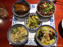 -窄巷子陕菜馆·地道陕西菜(粉巷店)