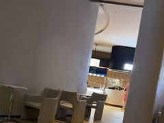 -涨巢·潮玩水疗局