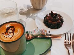 -潮一不贰·法式甜品·生日蛋糕·西式简餐(外滩店)