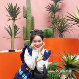 花海旁的咖啡馆