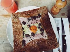 鸡蛋蘑菇熏肉荞麦可丽饼-RAC BAR(安福路店)