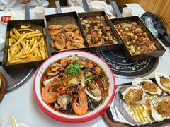 -老东镇啤酒屋海鲜加工·蒸汽海鲜·海鲜烧烤(台东店)