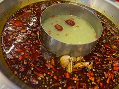 谭公牛蛙-谭鸭血老火锅(七宝万科广场店)