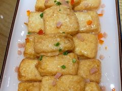 一品香豆腐-深巷家味馆.湖北头牌红烧鱼头拌饭(黄陂店)