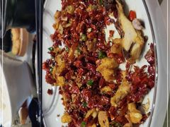 -莲餐厅·湖北菜·潜江小龙虾店(愚园路店)
