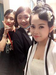 -盘子女人坊生日照·摄影馆(华强店)