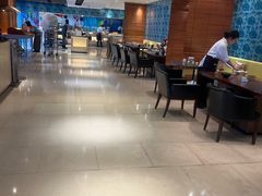 -上海龙之梦万丽酒店